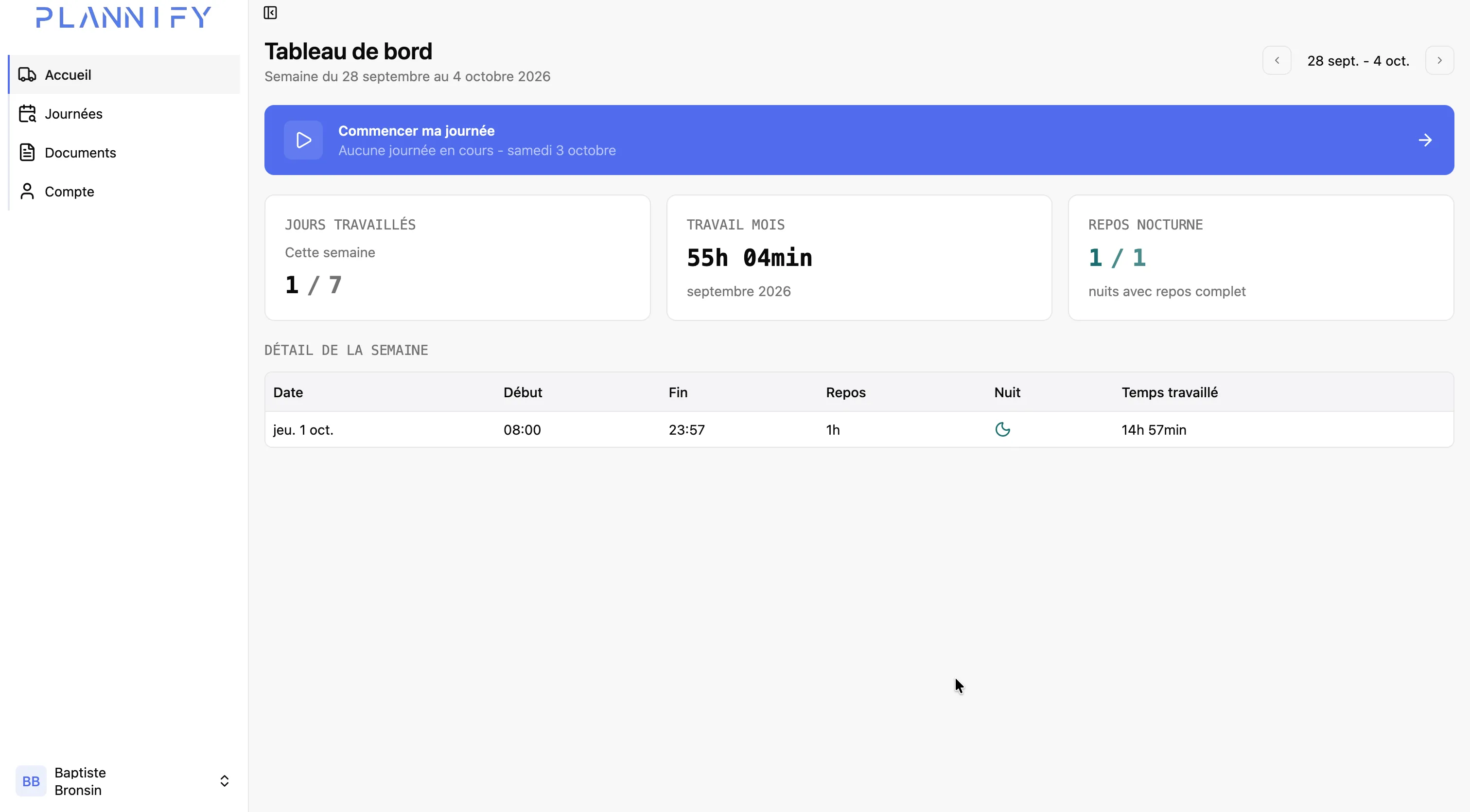 Tableau de bord Plannify sur ordinateur : résumé du mois et détail de la semaine.